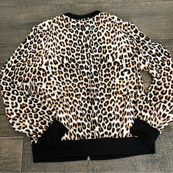 Express Leopard Print Bomber Jacket - Picture 4 of 5